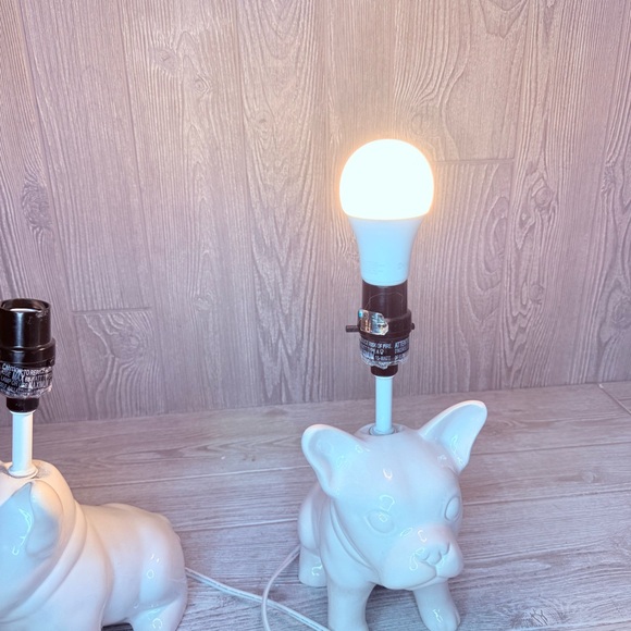 Target French bulldog cermic white lamps 2015/2016 one repairs as shown lights - Picture 2 of 15